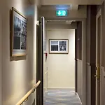Leonardo Boutique Opera Hotel
