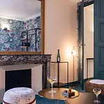 Leonardo Boutique Opera