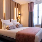 Leonardo Boutique Opera Hotel