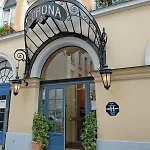 Leonardo Boutique Opera 4*