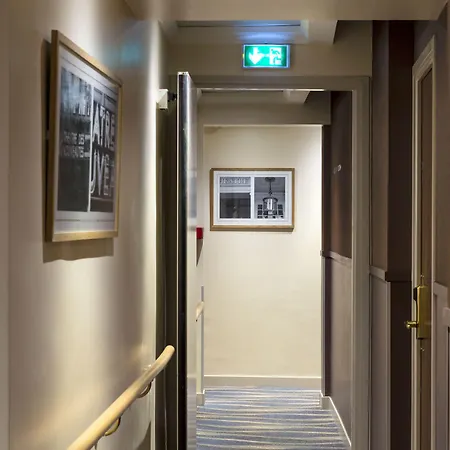 Leonardo Boutique Opera Otel