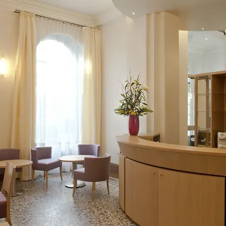 Leonardo Boutique Opera 4* Parijs