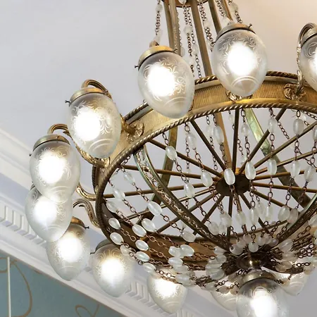 Leonardo Boutique Opera Hotel 4*