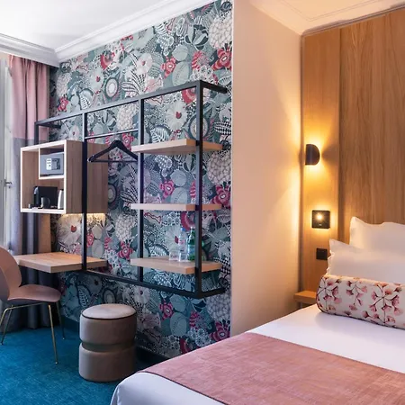 Leonardo Boutique Opera Hotel 4*