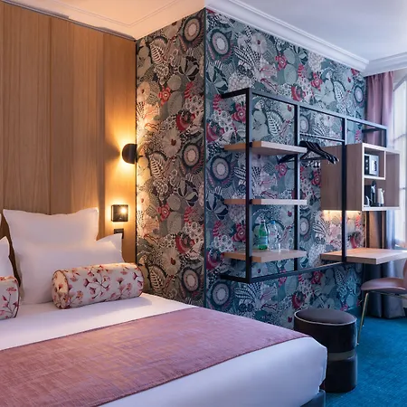 Hotel Leonardo Boutique Opera 4*