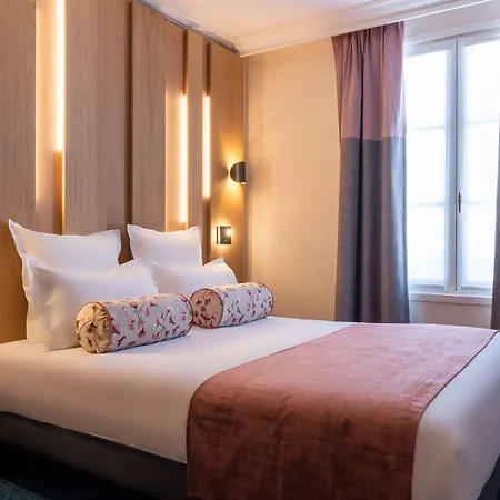 Leonardo Boutique Opera Hotel