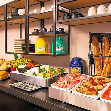 Leonardo Boutique Opera 4*