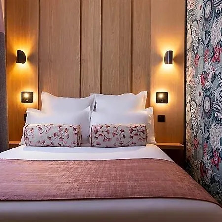 Leonardo Boutique Opera Hotel 4*
