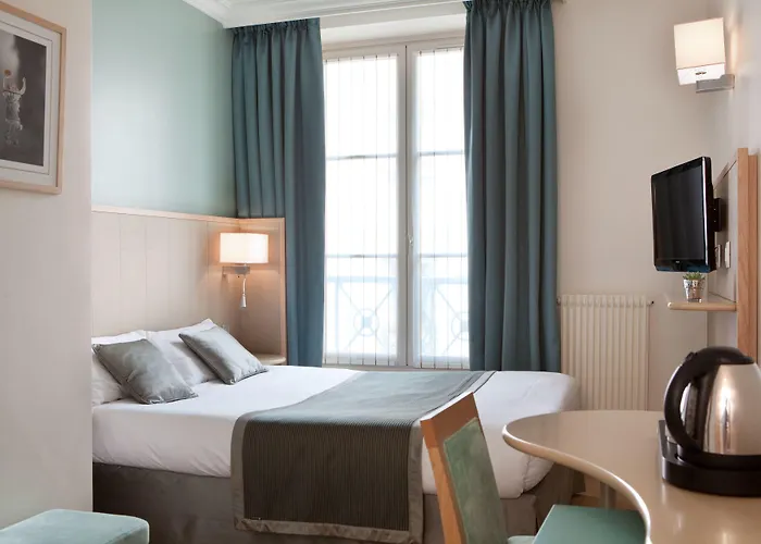 Leonardo Boutique Opera Hotel