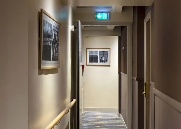 Leonardo Boutique Opera Hotel