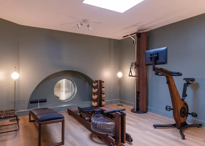 Leonardo Boutique Opera Hotel 4*