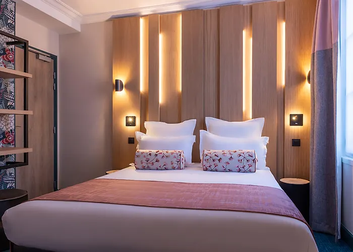 Leonardo Boutique Opera Parigi