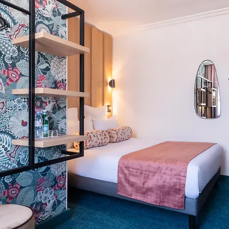 Opera Hotel