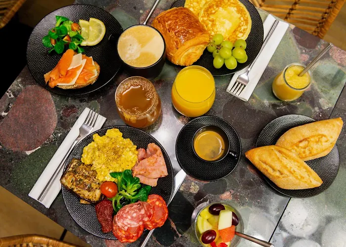 Leonardo Boutique Opera Париж