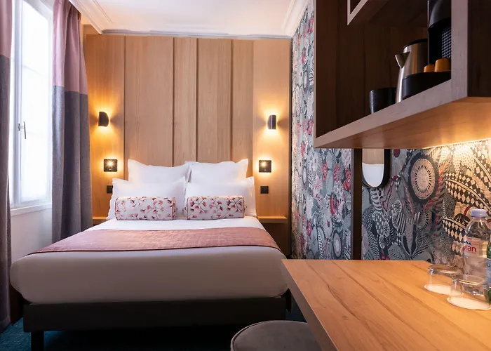 Leonardo Boutique Opera Отель 4*